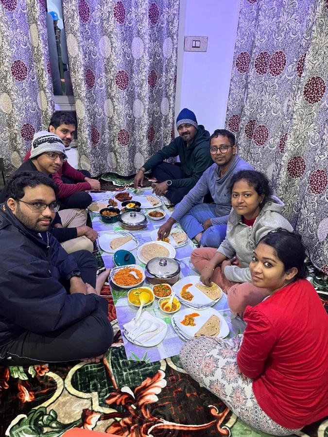 Everest Guest House Gulmarg Eksteriør billede